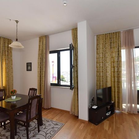 Lux Apartments Kristina Будва Екстер'єр фото