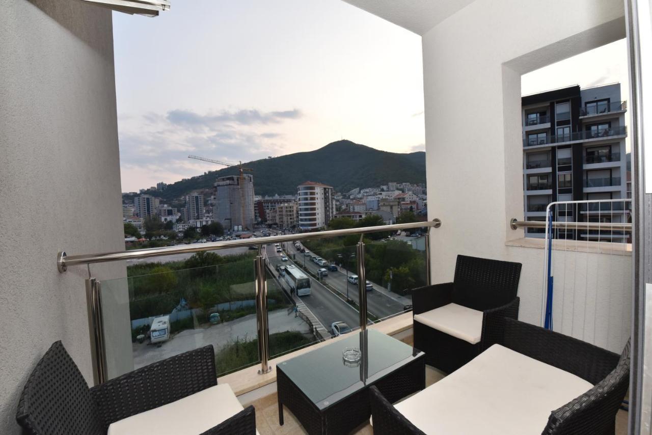 Lux Apartments Kristina Будва Екстер'єр фото