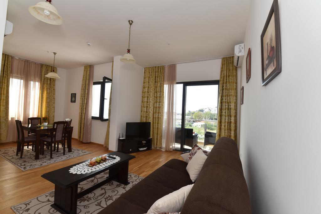 Lux Apartments Kristina Будва Екстер'єр фото