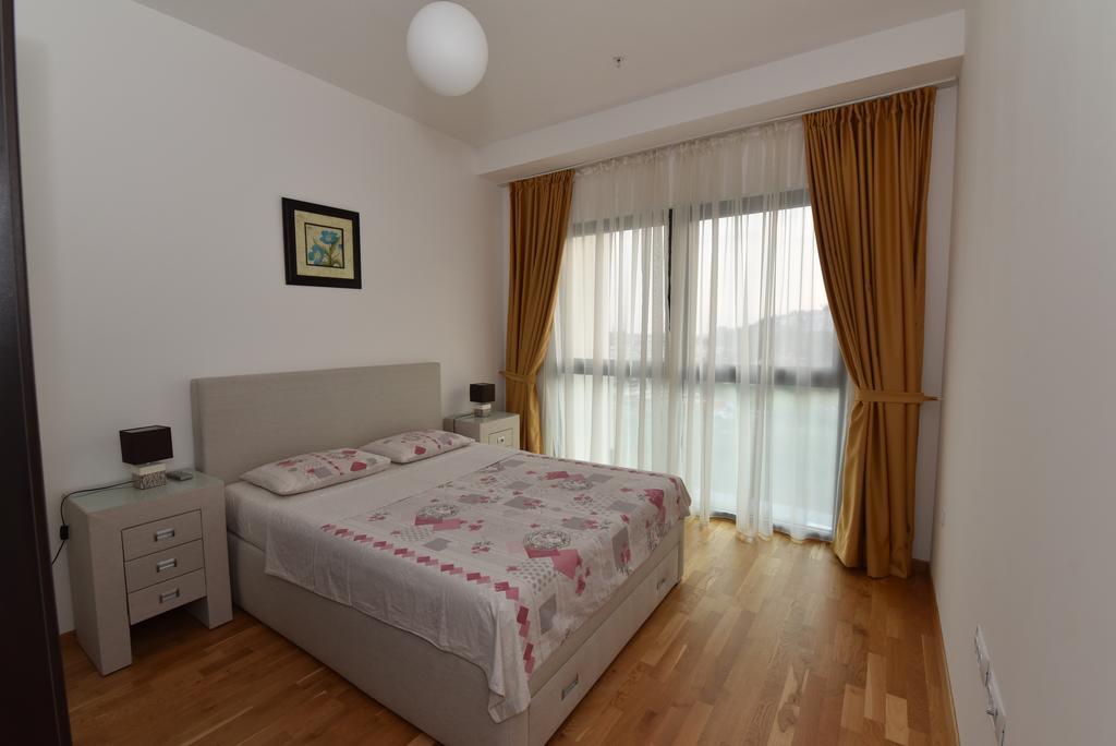 Lux Apartments Kristina Будва Екстер'єр фото