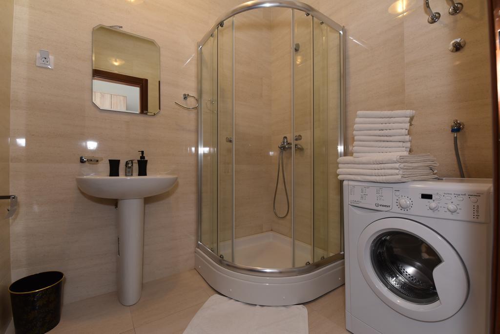 Lux Apartments Kristina Будва Екстер'єр фото
