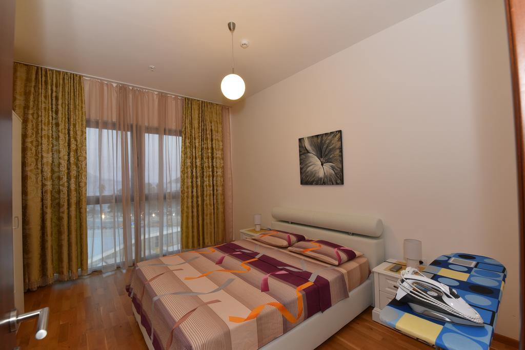 Lux Apartments Kristina Будва Екстер'єр фото
