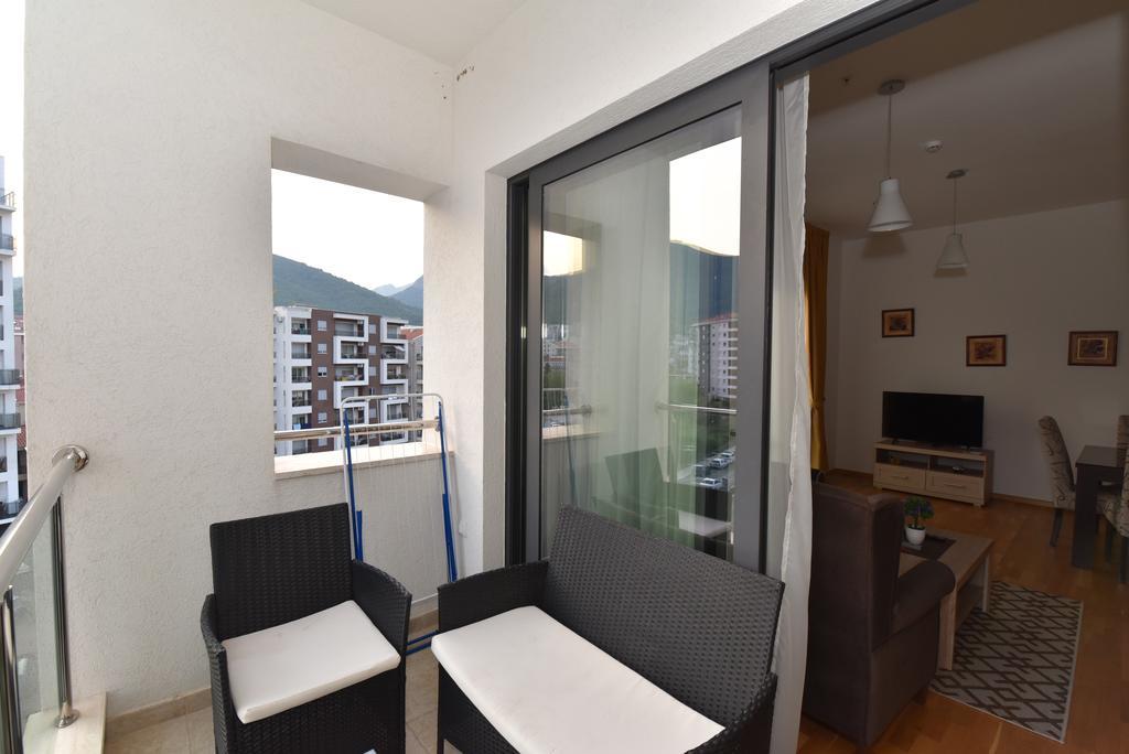 Lux Apartments Kristina Будва Екстер'єр фото