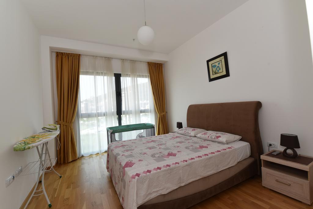 Lux Apartments Kristina Будва Екстер'єр фото