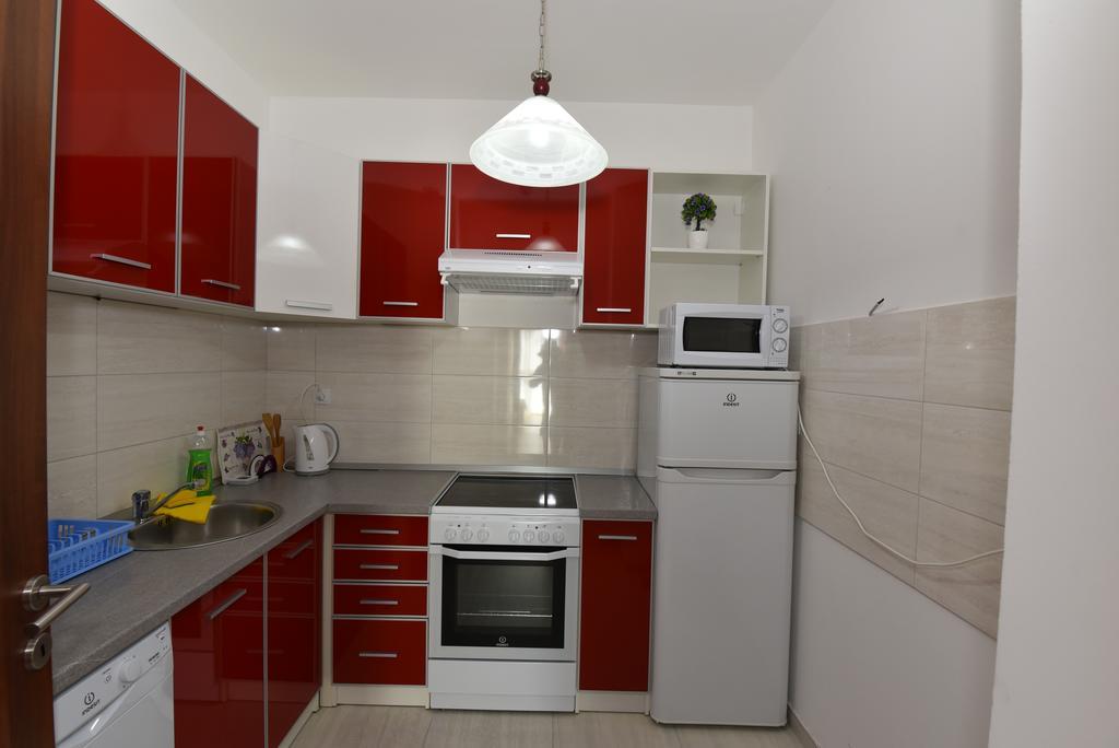 Lux Apartments Kristina Будва Екстер'єр фото